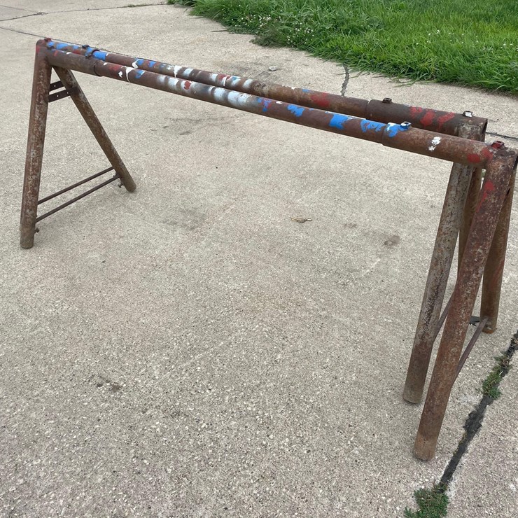2-5 1/2ft Metal Saw Horses