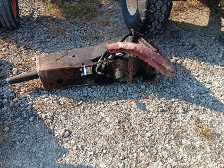mb5570-concrete-breaker-mounted-for-bobcat-mini-excavator-image-3
