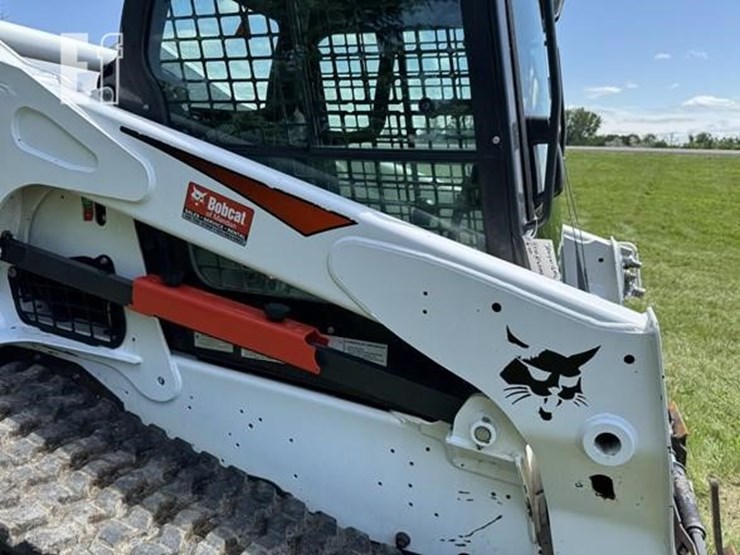 2019-bobcat-t770-image-19