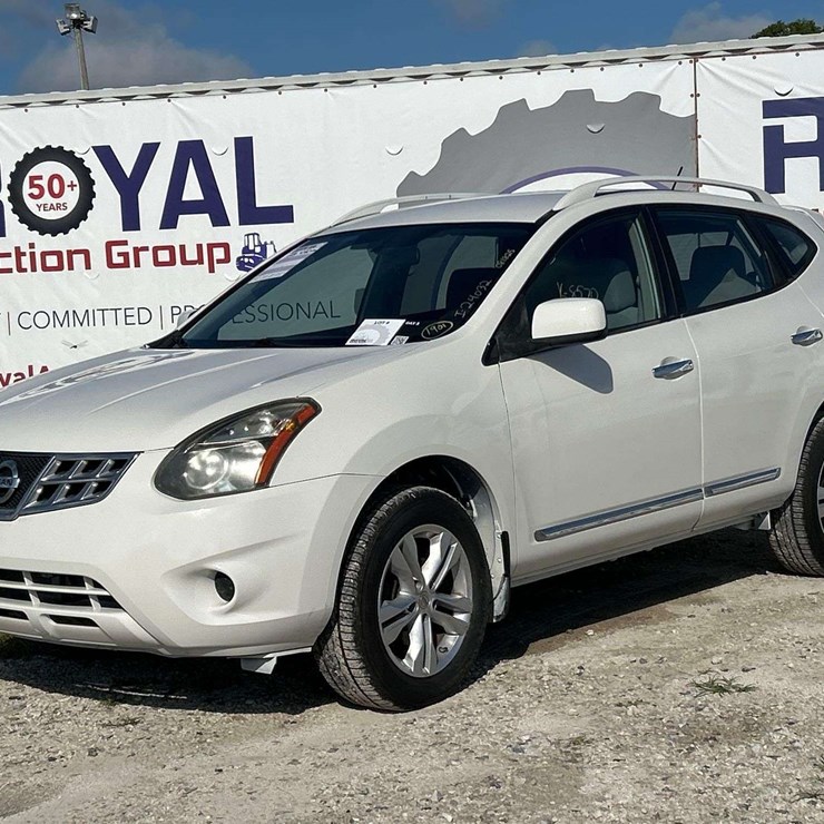 2014 NISSAN ROGUE