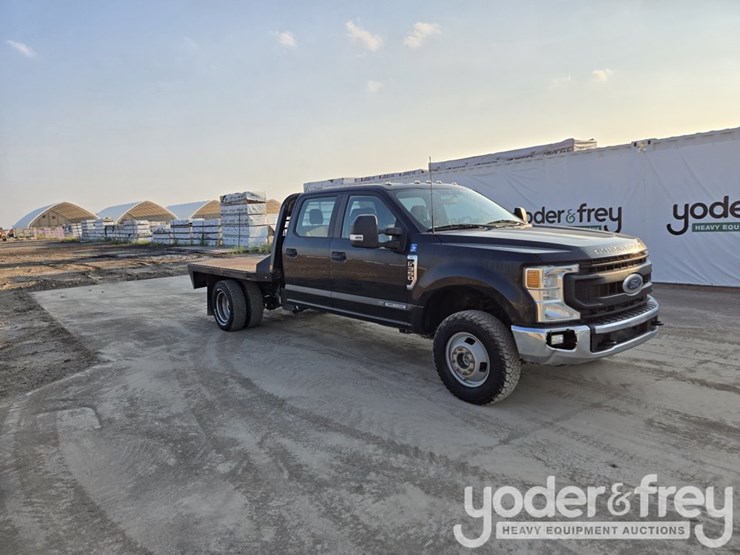 2022-ford-f350-xl-image-8