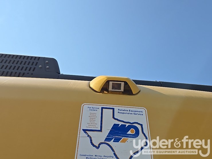 2021-komatsu-pc490-lc-11-image-42