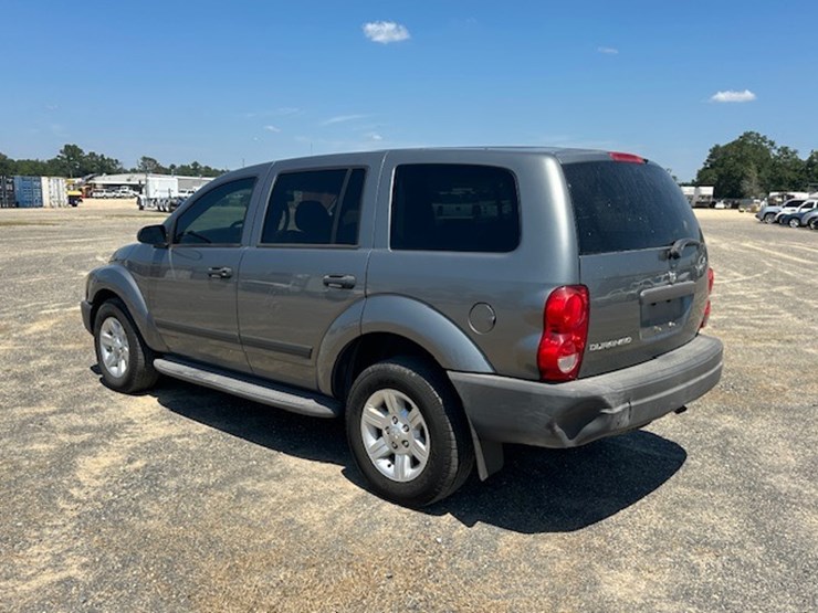 2005-dodge-durango-image-4