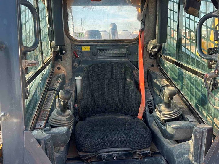 deere-333g-image-7