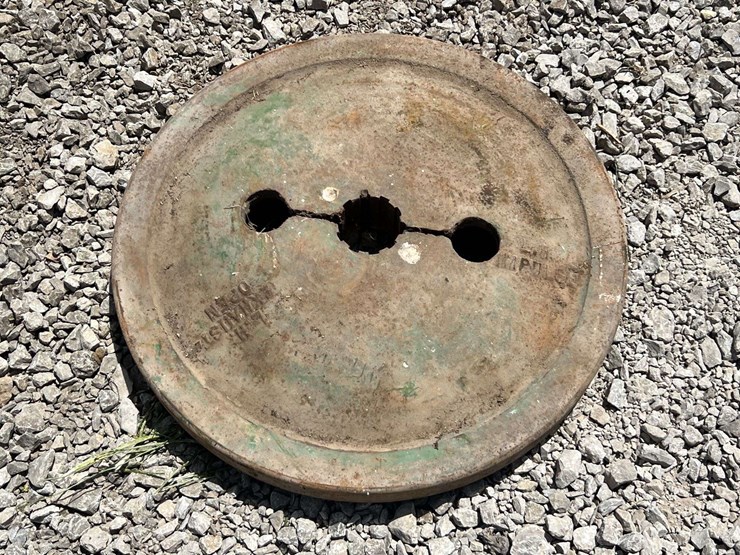 john-deere-model-a-flywheel-image-1