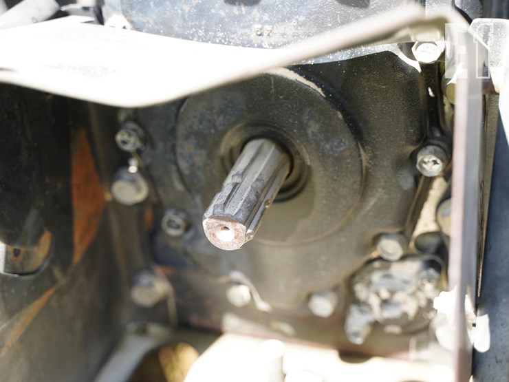 2004-john-deere-5220-image-21