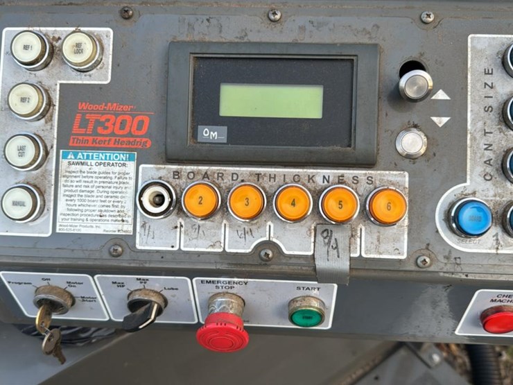 #129-•-2004-wood-mizer-lt300-bandmill-image-23
