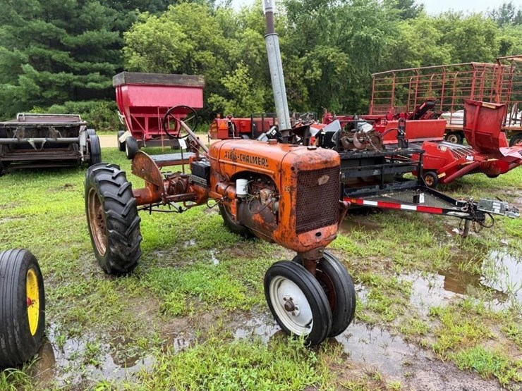 allis-chalmers-ca-tractor-image-3
