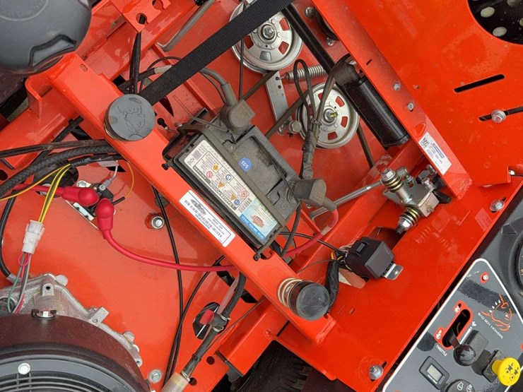 2023-bad-boy-724cc-magnum-zero-turn-mower-image-22