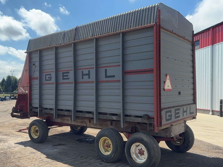 gehl-970-image-4