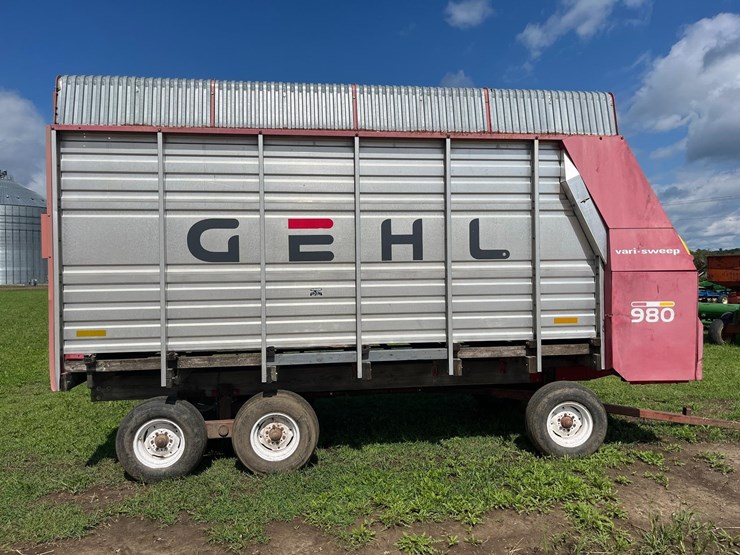 gehl-980-image-6