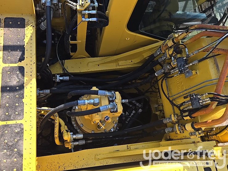 2021-komatsu-pc490-lc-11-image-50