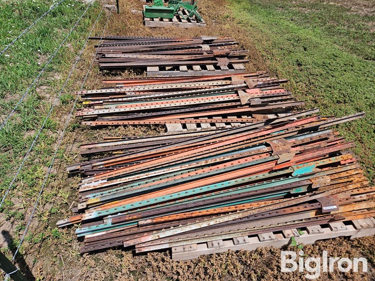 steel-t-posts-image-4