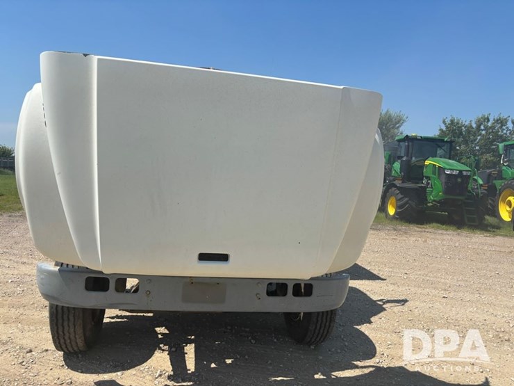 2000-ihc-4900-dry-tender-truck-(dr12098,-unit-25102)-image-23