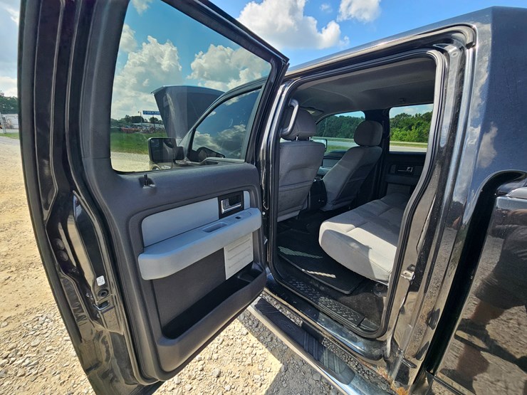 2013-ford-f150-image-56