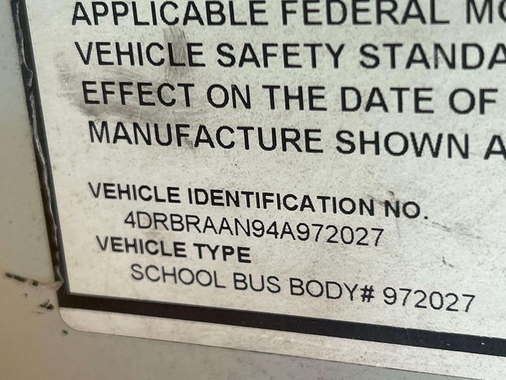 2004-ic-corporation-3000ic-school-bus-image-37