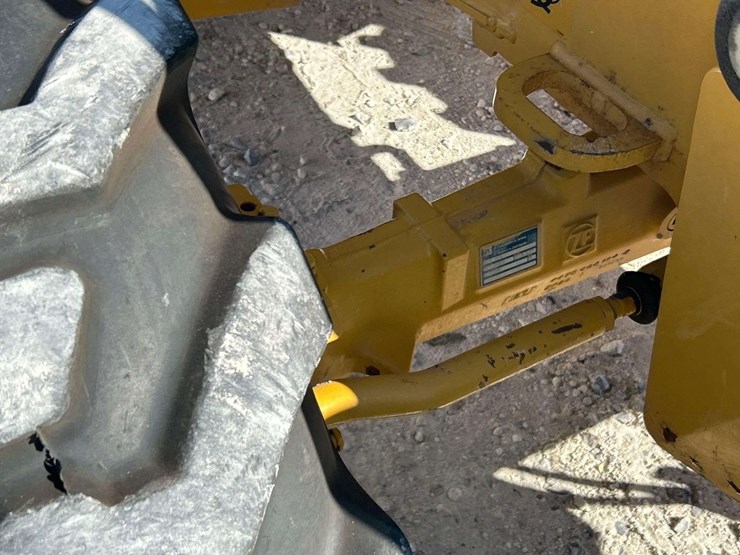 2015-caterpillar-410l-4x4-extendahoe-backhoe-loader-image-13