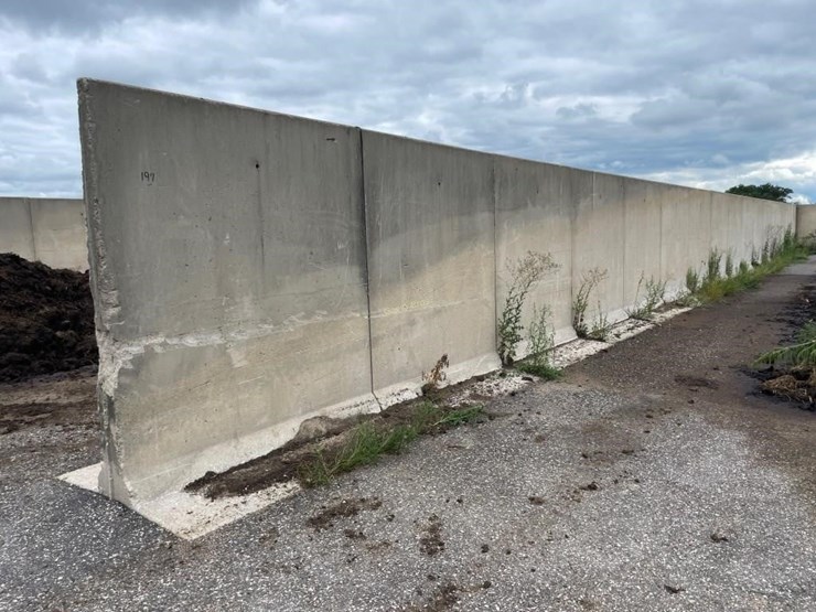 bunker-t-walls-(120'-+/--total)---off-site-image-2