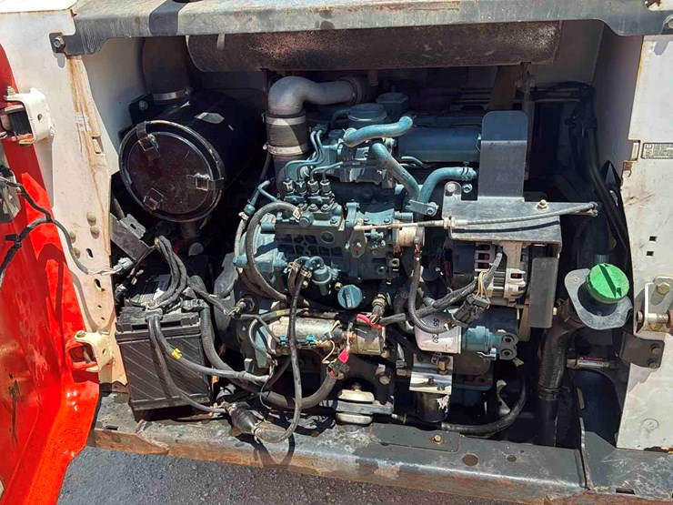 2013-bobcat-s630-image-8