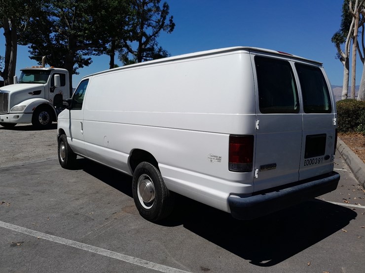 ford-e350-image-5