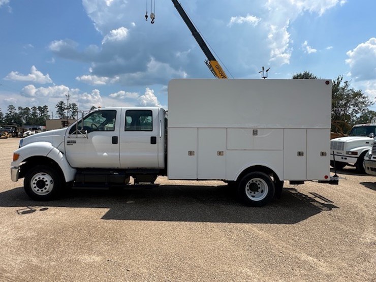 2009-ford-f650-image-5