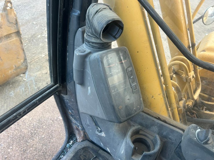 2003-deere-200c-lc-image-50