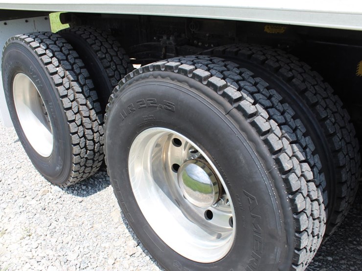 2020-volvo-vhd430-3518-image-6
