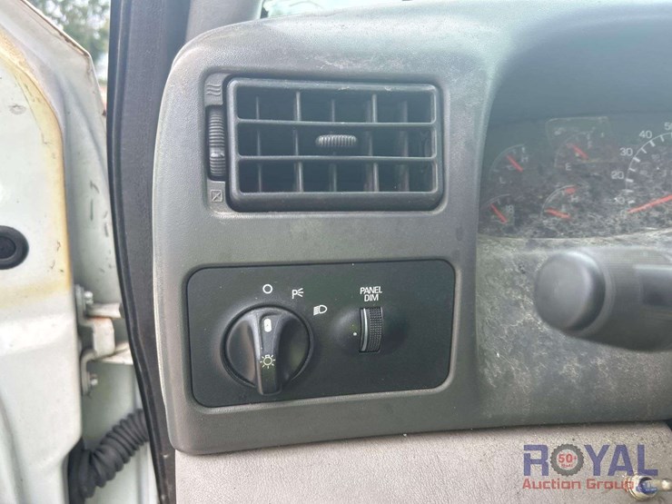 1999-ford-f550-image-14