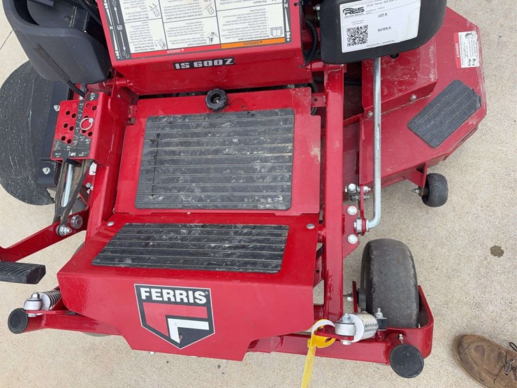 2018-ferris-isx-600-zero-turn-mower-image-23