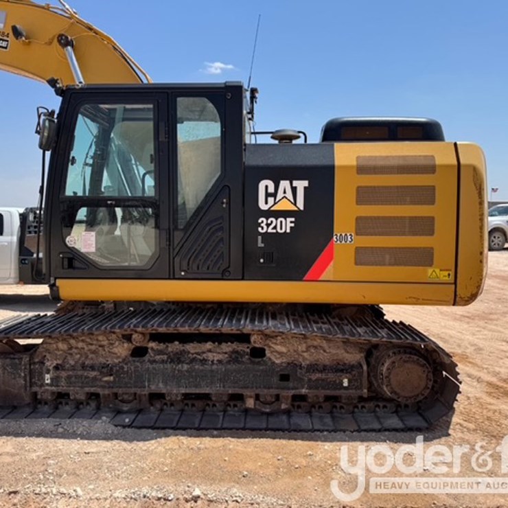 2017 CATERPILLAR 320