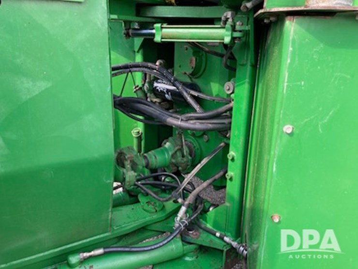 1990-john-deere-8560-image-4