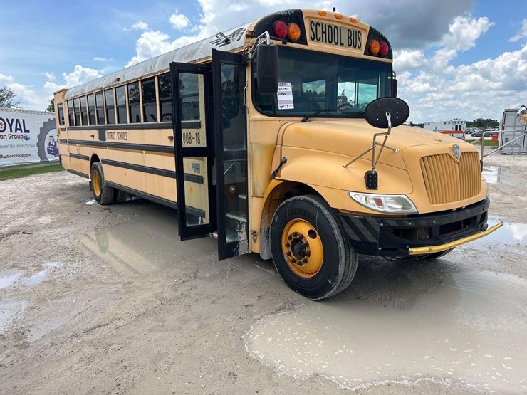 2009-ic-corporation-pb105-school-bus-image-2