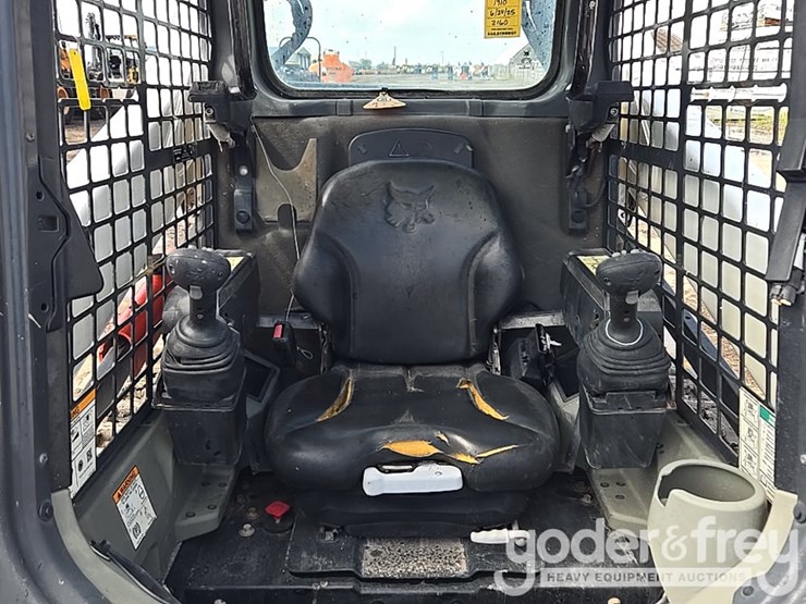 2019-bobcat-t590-image-40