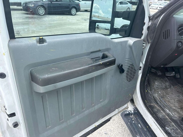 2015-ford-f250-image-13