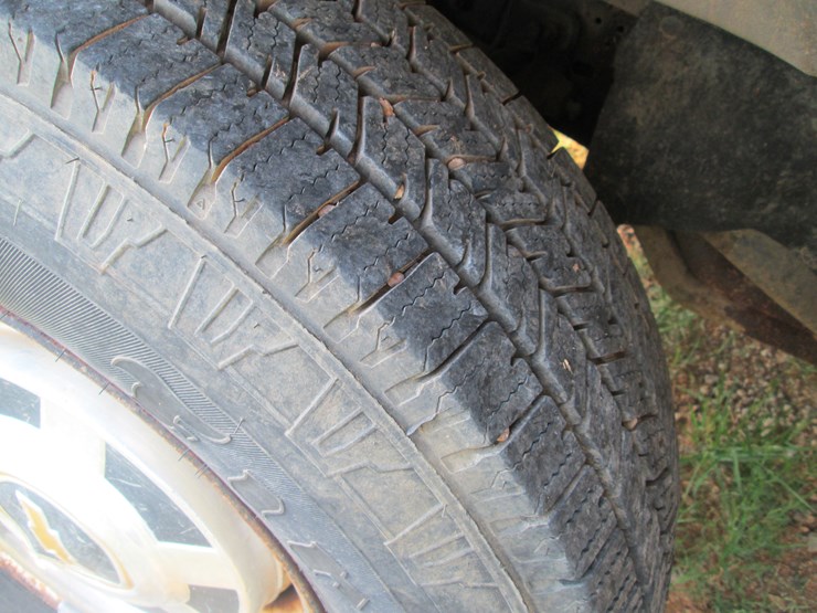 #19-•-#26805-•-1982-chevrolet-scottsdale-pickup-1gcgc24m5cj147797-image-14