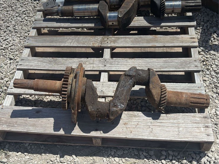 john-deere-model-a-crankshaft-image-9