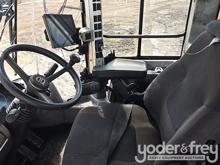 2018-volvo-l260h-image-66
