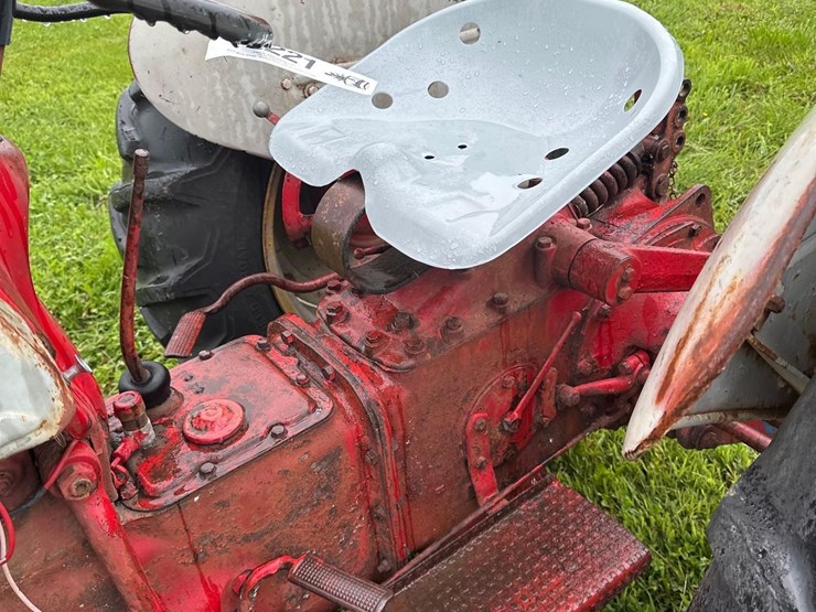 ford-8n-image-11