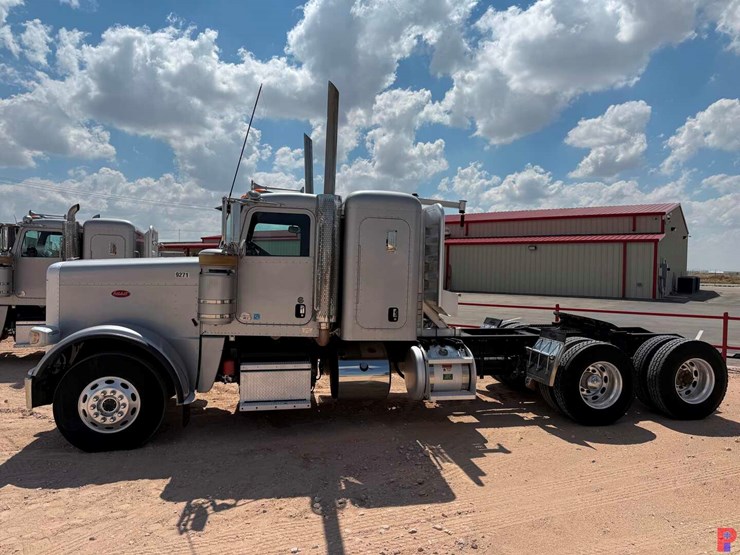 2013-peterbilt-388-image-6