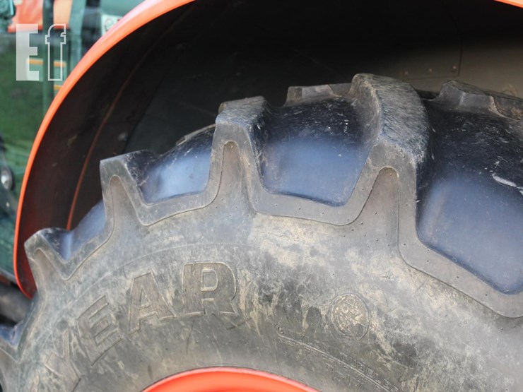 2012-kubota-m5-111-image-5