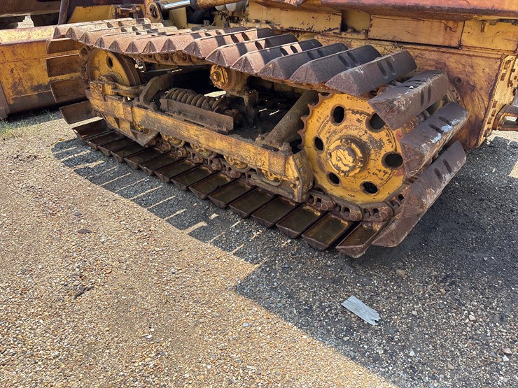 #16161-•-komatsu-crawler-dozer-|-for-parts-or-repair-only-image-5