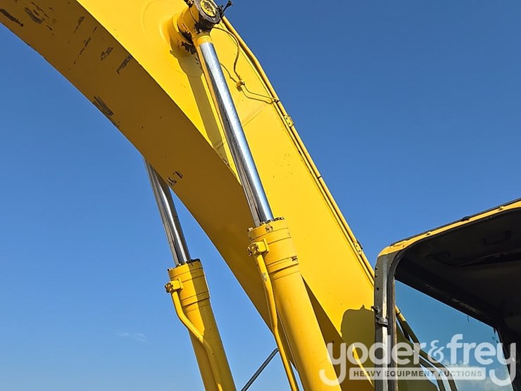 2005-komatsu-pc300-lc-7-image-33
