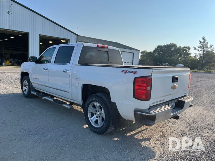 2014-chevrolet-1500-image-13