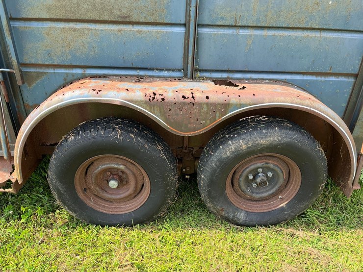 14ft.-livestock-trailer-image-6