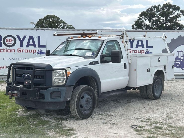 2015-ford-f550-image-1