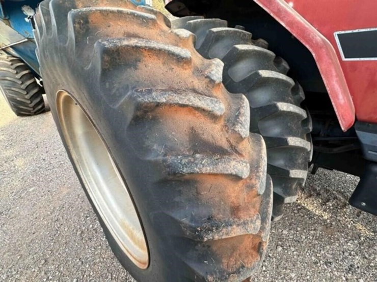 case-7130-tractor-image-10
