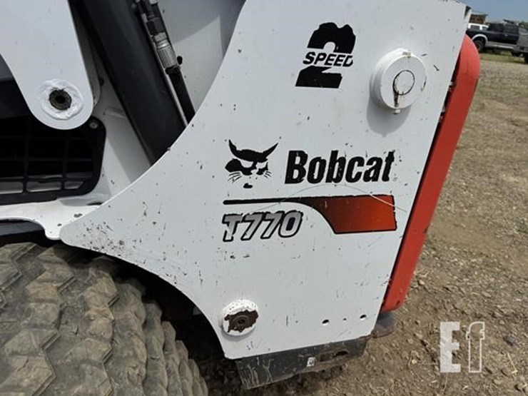 2019-bobcat-t770-image-68