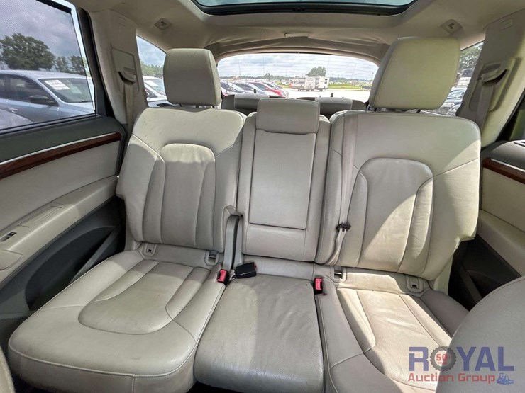 2013-audi-q7-image-18