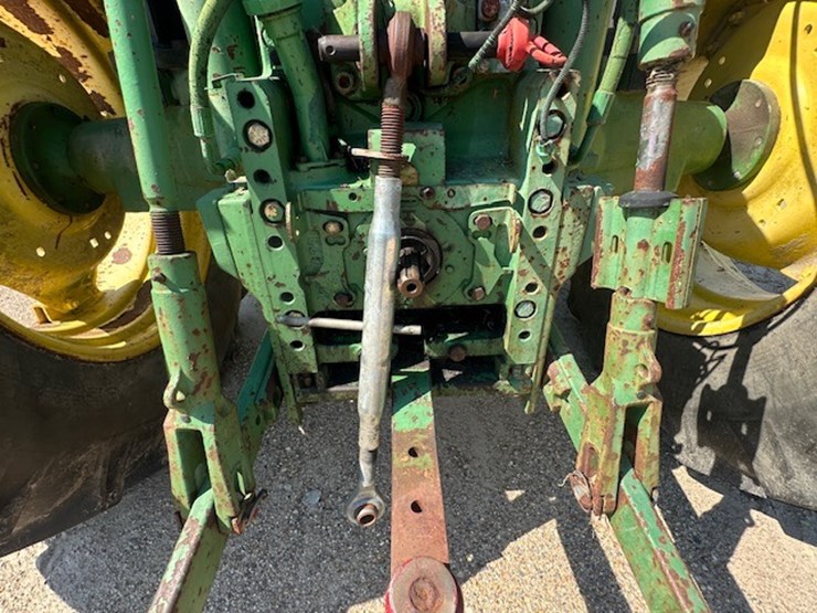 john-deere-6400-image-10