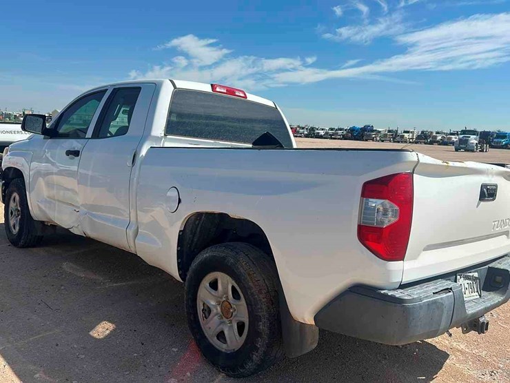 2017-toyota-tundra-image-4